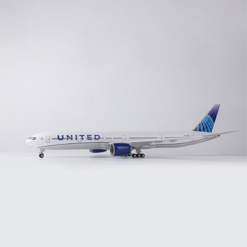 United Airlines Aircraft Model Airways 777 Aircraft Model Ornament Resin Material Decorative With Plane Model Gifts Collection