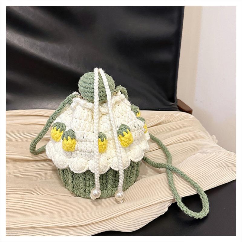 

Handmade Knitted Cake Bag Children s Oblique Span Knitted Bag Finished Yarn Crocheted Sweet Lady Yarn Bag Christmas зелений