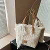 Nuova Borsa a Mano in Pizzo Coreano Donna Grande Capacità Borsa Shopping Borsa a Spalla Ricamata Retro Estiva per Viaggio Borsa da Spiaggia Tote