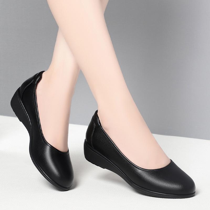 

3.5cm Breathable Comfortable Shallow Mouth Black Soft Leather Shoes Mary Janes 2025 Spring Women s Flat Platform Shoes for Mom 35