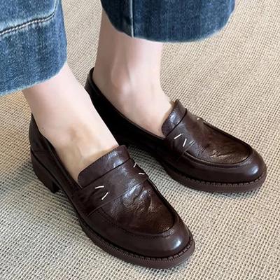 Version peau de mouton~ mocassins à enfiler rétro en cuir à bout rond et talon épais pour femmes, chaussures simples polyvalentes de style britannique pour le travail, petites chaussures en cuir