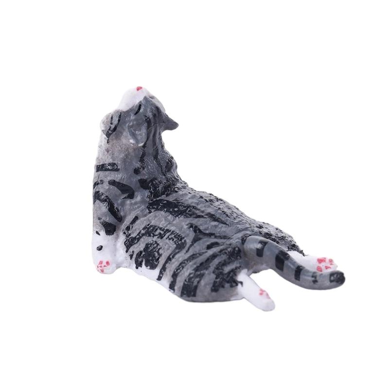Tiny Cats Sculpture Elegant Miniature Decors For Workspaces Shelf Display Pet Lover Gift Quality Resin Craft Figurine