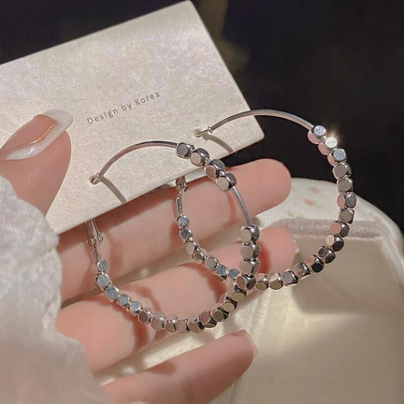 European and American Fashion High-end Atmospheric Earrings Trendy Cool Earrings Versatile Personalized Party Big Earrings Exquisite Commuter Earrings