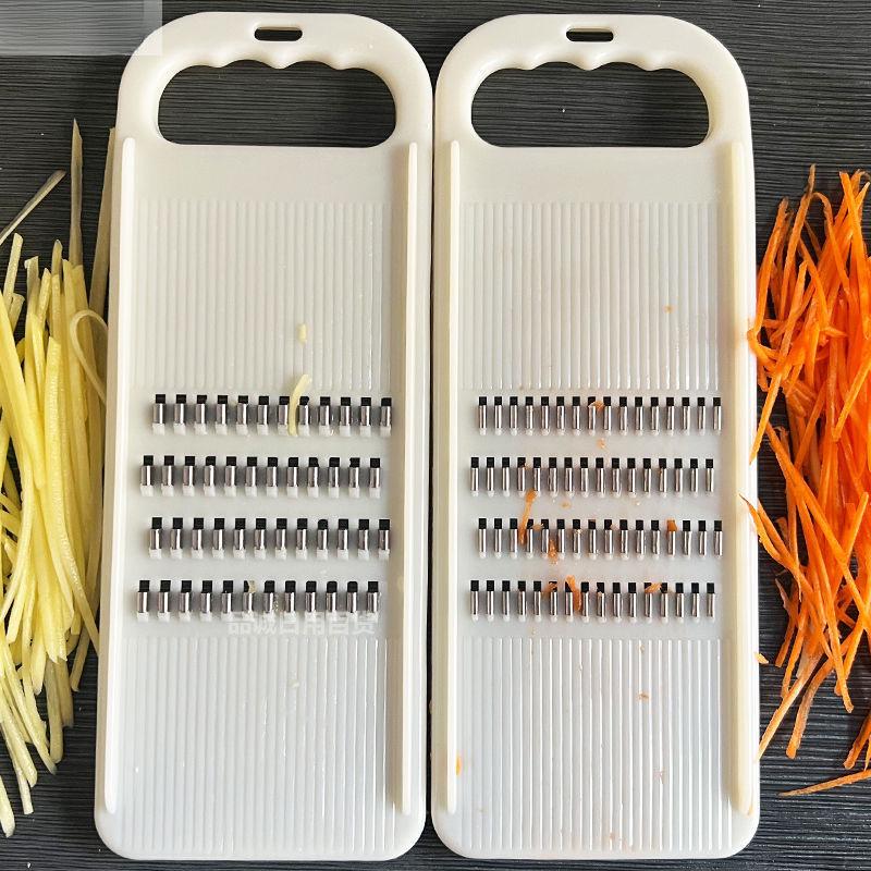 Multifunctional Vegetable Shredder & Grater – Ideal for Potatoes, Zucchini, and More
