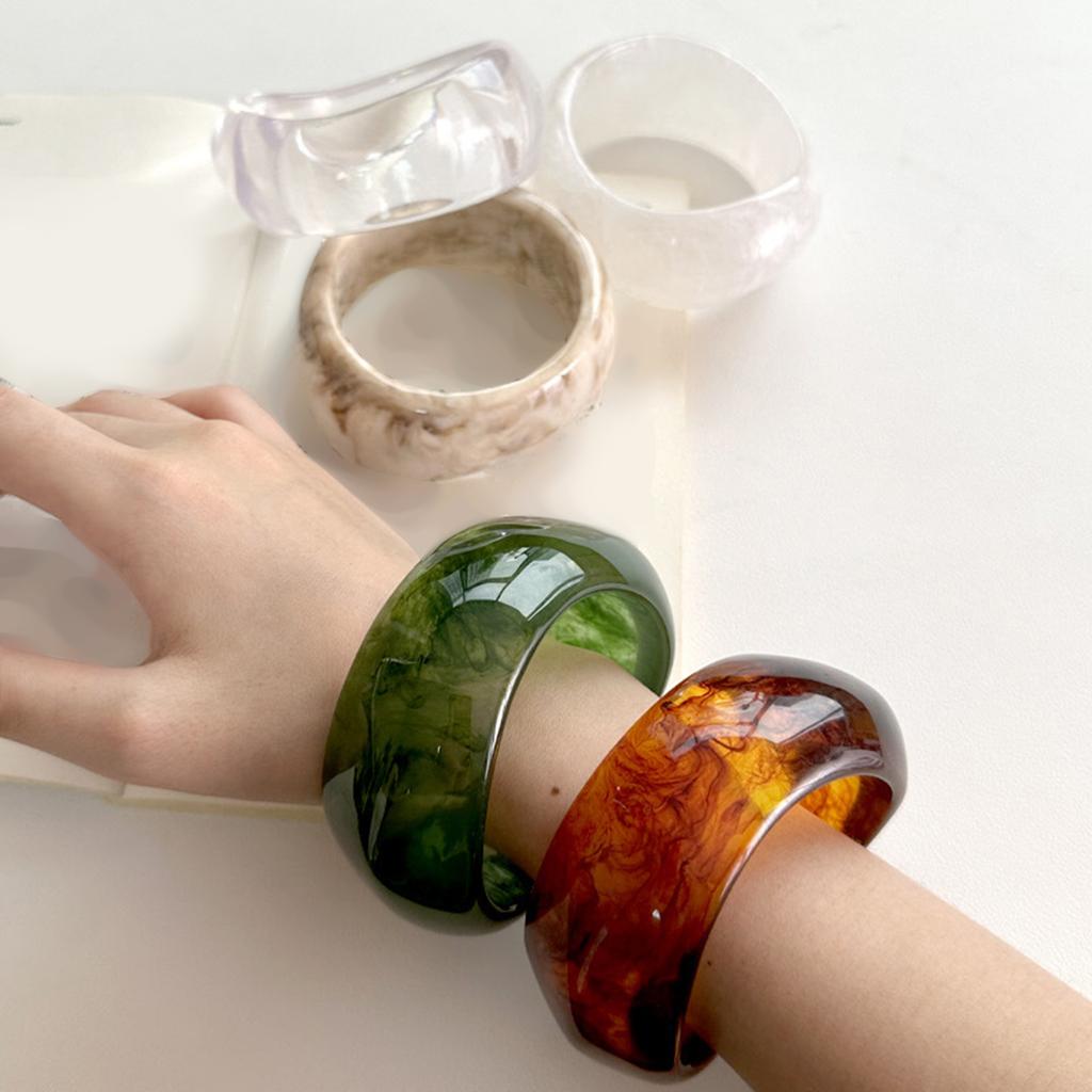 Eleganter Ombres Kaffeeharz-Armreif mit Farbverlaufsdesigns für Damen Modeschmuck Bequemes Modeaccessoire