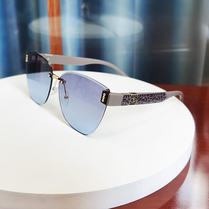 Vintage Cat Eye Women Fashion Sunglasses Stylish Rimless Luxury Female Sun Glasses Cateye Designer Gradient Shades