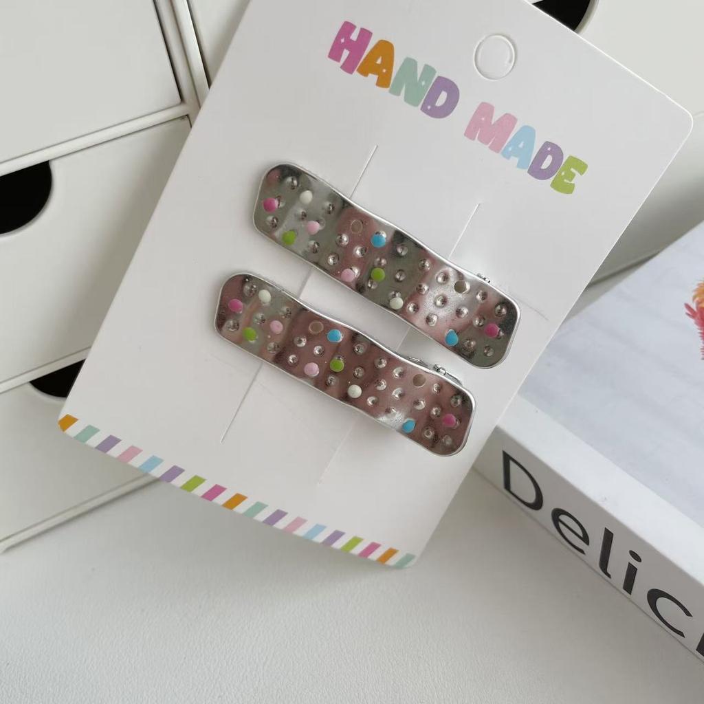Farbiger Polka-Dot Metall-Haarspange Damen Stirn abgebrochene Haare Seitenclip Süßes Cooles Mädchen Entenschnabel-Clip Ins-Stil Haarspange Haarschmuck