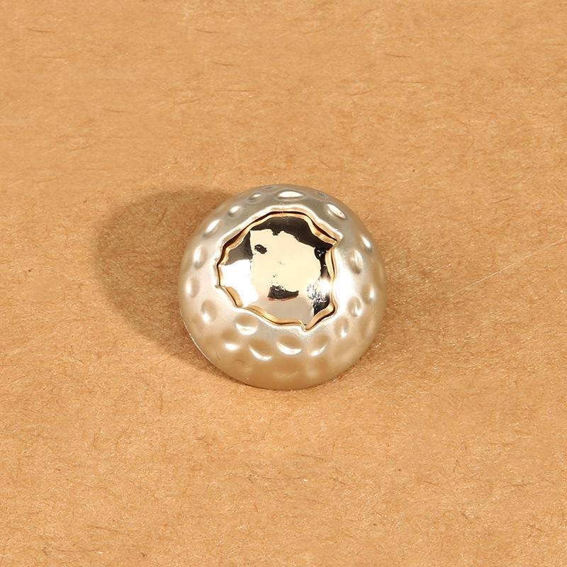 

Высококачественные черные пуговицы, нишевая сферическая одежда, пальто, свитера, костюмы, маленькие ароматные куртки и новые маленькие грибовидные пуговицы. 18Mm gold