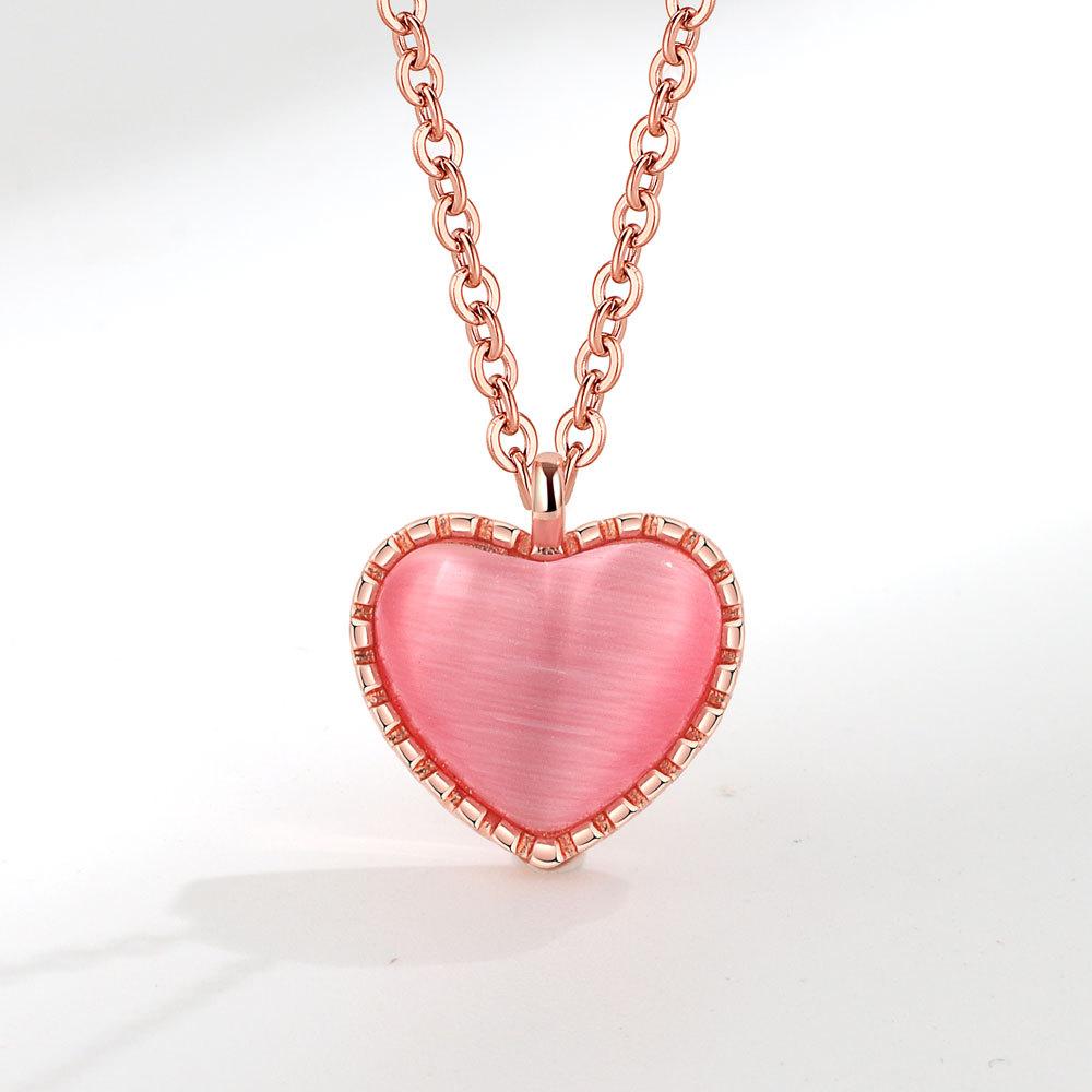 Ladies Elegant Gradient Color Moonstone Love Heart Pendant Necklaces