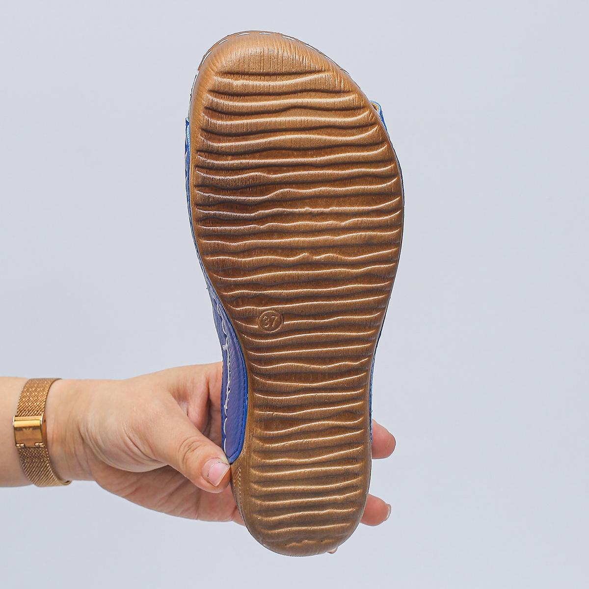 Новые женские сандалии на танкетке с открытым носком на плоской платформе — фото 11