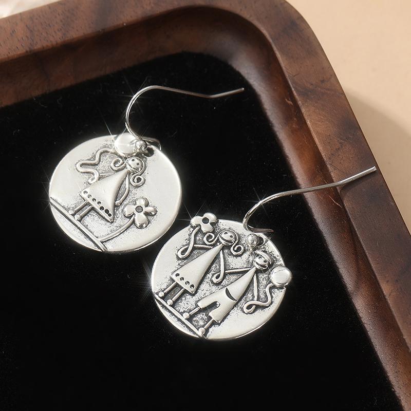 Vintage Hand Carved Boys Girls Pattern Silvery Plated Dangle Earrings for Women Creative Party Pendant Jewelry Accessory