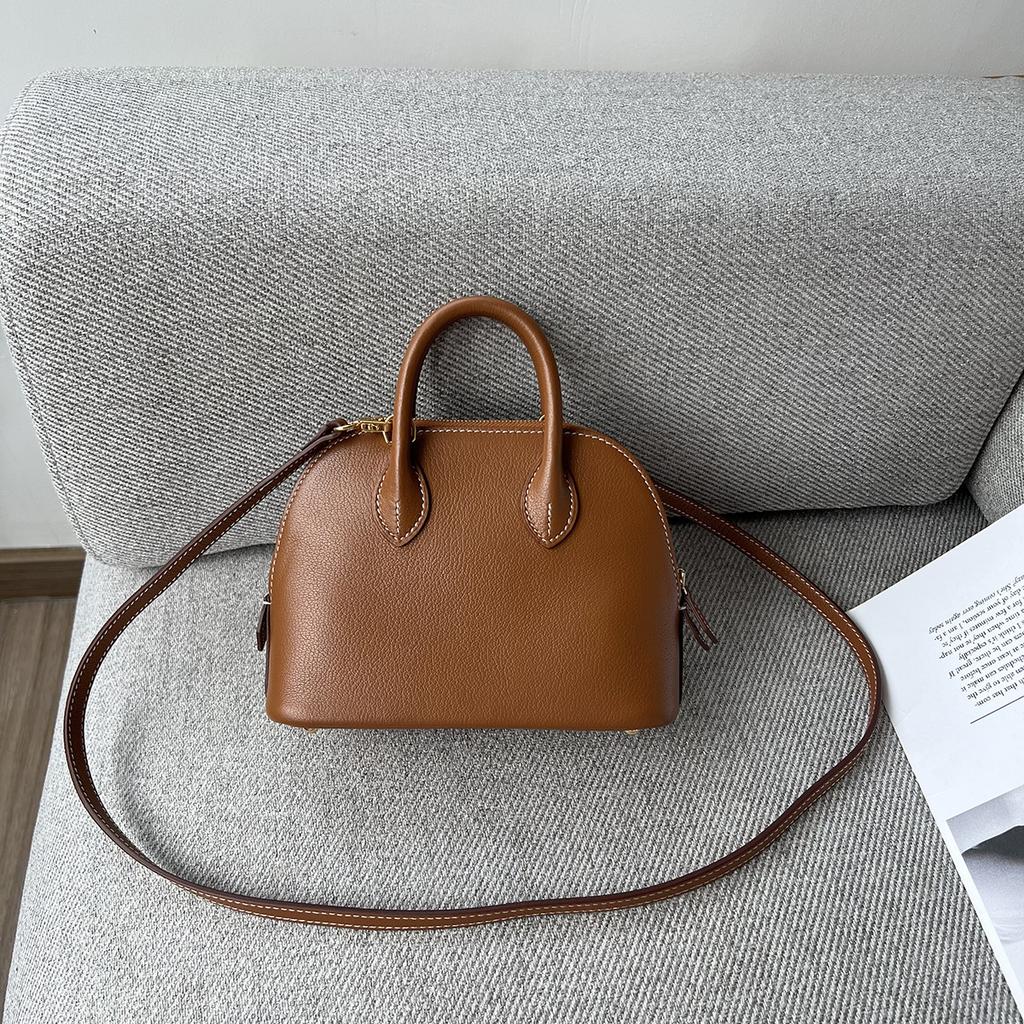 Mini Goat Print Top Layer Leather Shell Leather Crossbody Small Bag, Fashionable Bowling Bag, Versatile Handbag