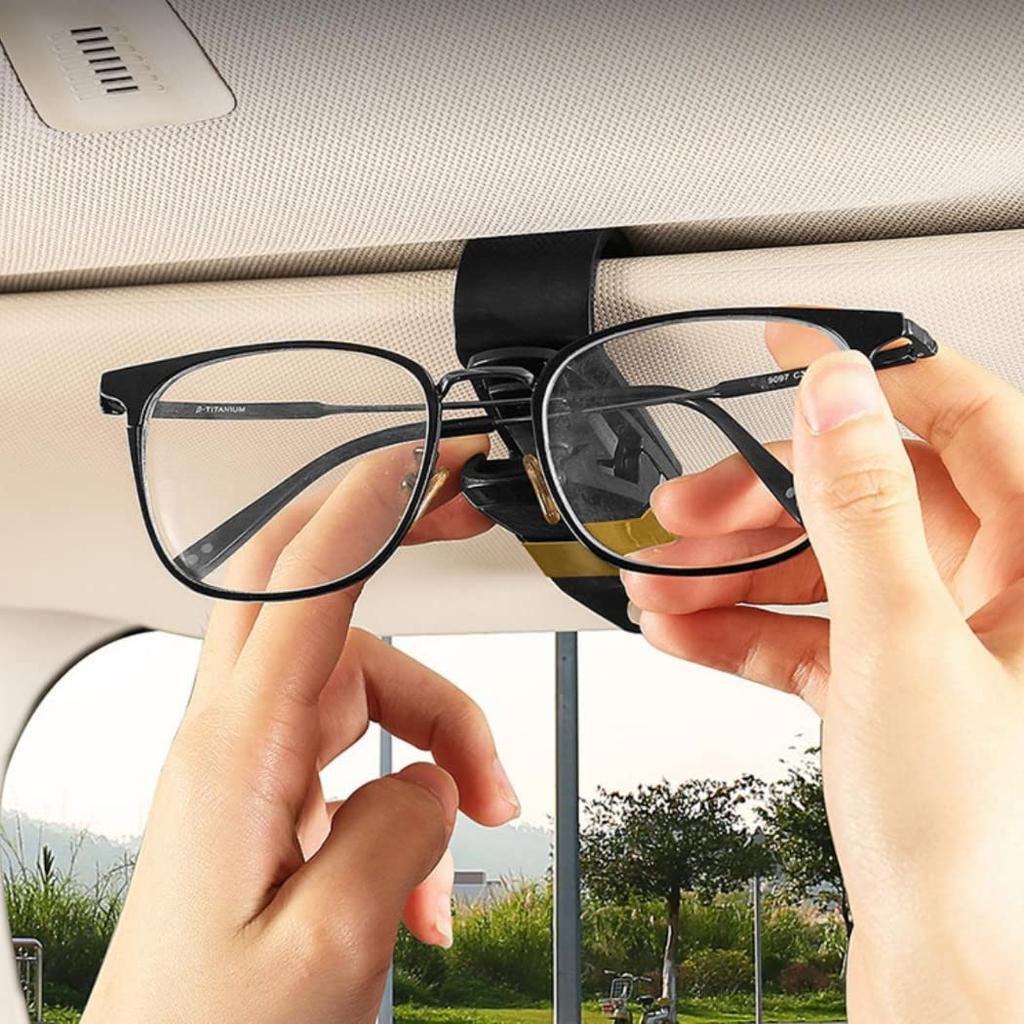 XSAJU 2pcs Car Sunglasses Clip Glasses Holder for Car Sun Visor Easy Install Ticket Card Clip (Black x Gold)