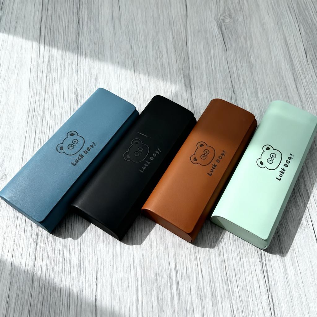 2Pcs Random Color Bear Leather Glasses Case High-Quality Stylish Sunglasses Case Portable Printed Cartoon Glasses Case Essential for Glasses Gift
