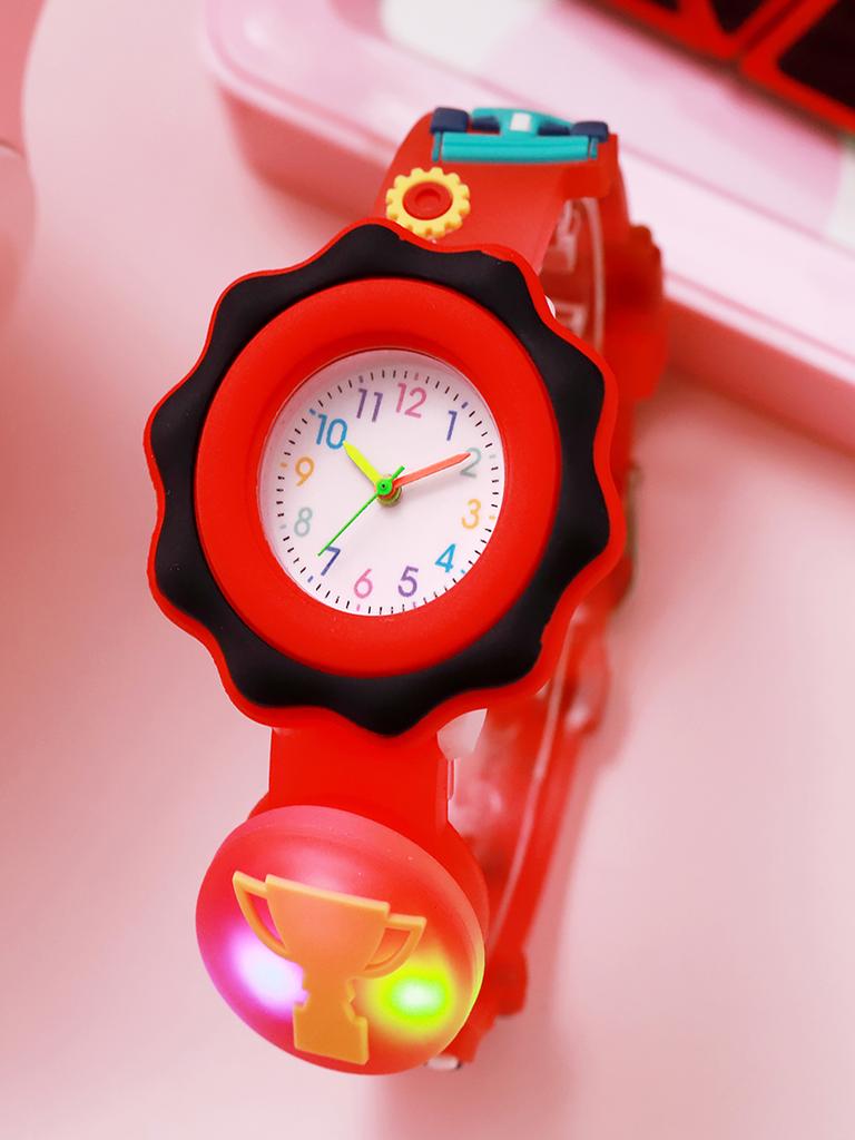Cute cartoon racing pattern cool lighting quartz watch, suitable for Christmas Halloween gifts, multi-color optional