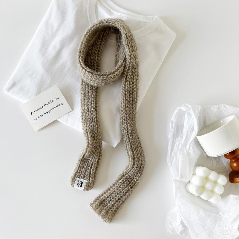 Niche design thin and narrow long scarf autumn and winter fashion high-end sense solid color wool scarf women's warm versatile scarf