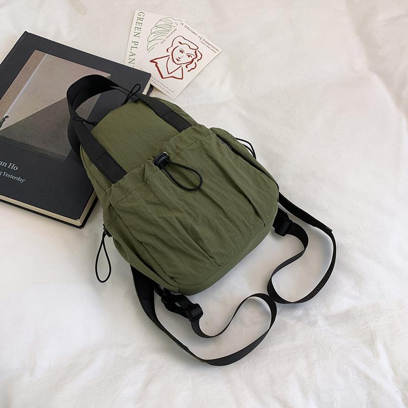 

Personalized retro casual texture backpack 2025 spring new foreign style fashion trend women commuting small backpack зелений
