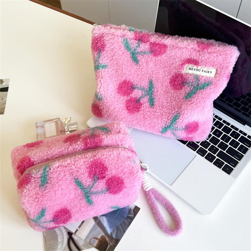 Cute Sweet Plush Makeup Bag Large Capacity Soft Storage Bag Large Clutch Portable Travel Cosmetic Toiletry Bags For Girls Gift