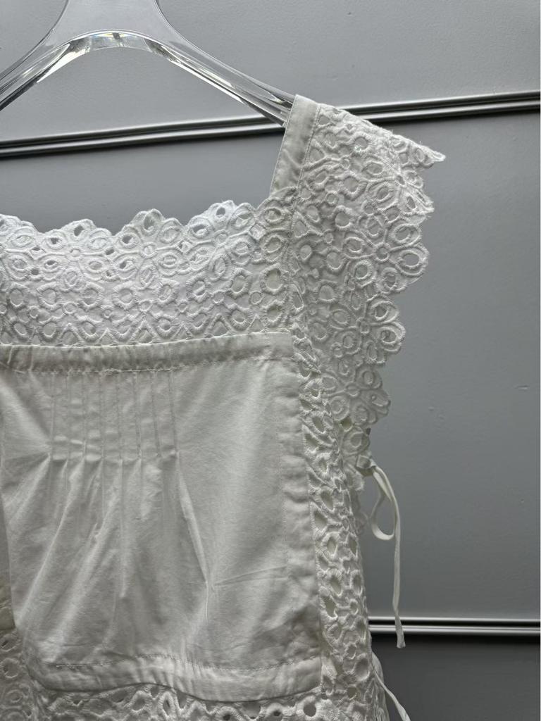 French Spring/Summer Hollow Embroidery Set: Square Neck Lace-Up Top + Elastic Waist 7/8 Pants