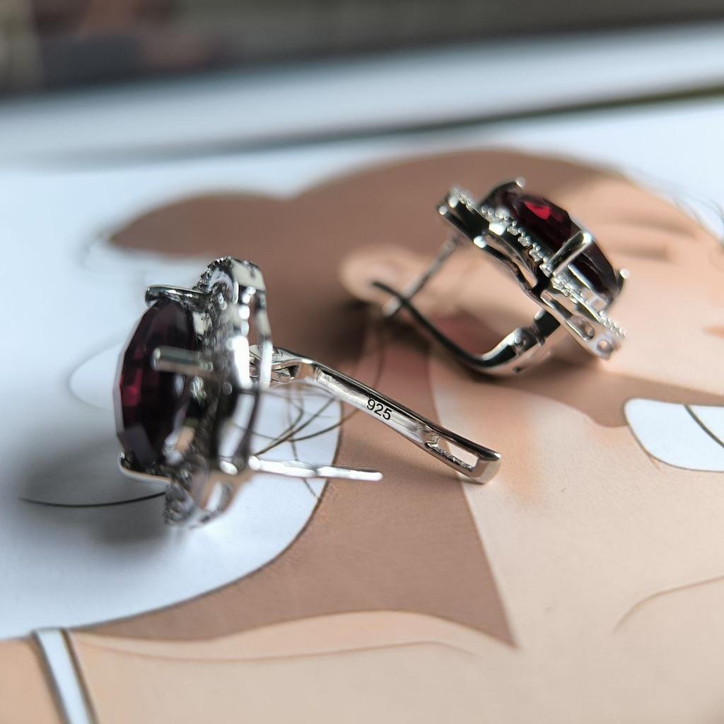 Silver Earrings with Artificial Garnet Nano 9.683ct, Cubic Zirconias (60002304)