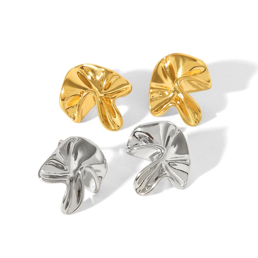 18K Gold Stainless Steel Irregular Pleated Flower Twist Stud Earrings - French Retro Style for Daily Wear