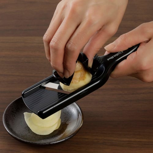 [.co.jp Exclusive] Shimomura Kogyo Antibacterial, Made In Japan, Verdun Black Mini Slicer with Holder, Dishwasher Safe, VB-607, Made In Tsubame-Sanjo,