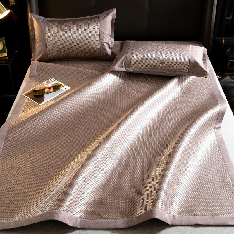 Summer Cooling Mattress Couple Cool Sleeping Mat Ice Cold Feeling Sheet 150 Single Double Folding Bed Protection Pad