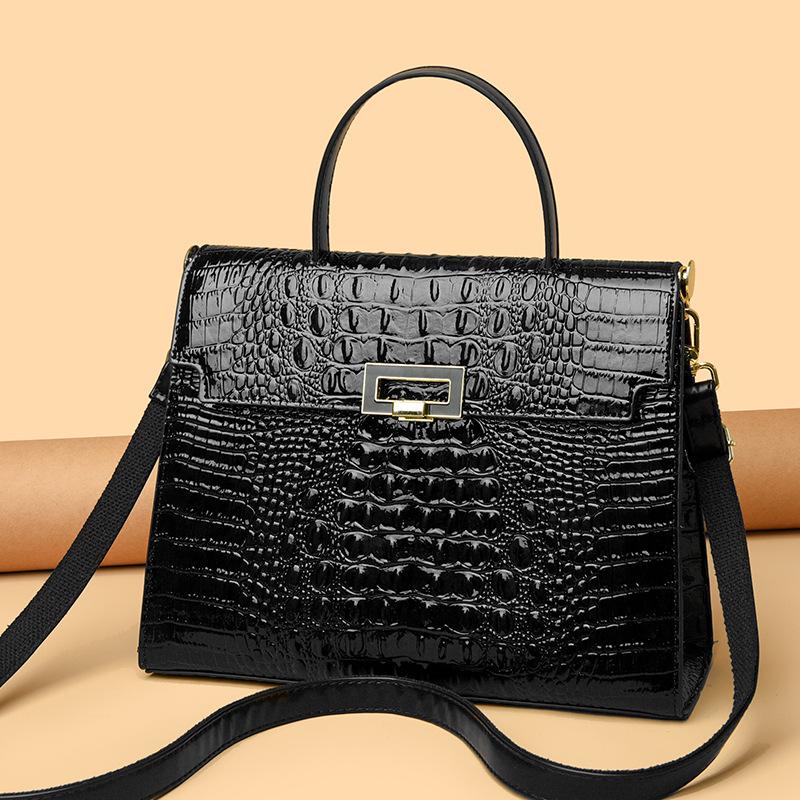 New Crocodile Pattern Handheld European and American Retro Single Shoulder Crossbody Large Capacity Bag