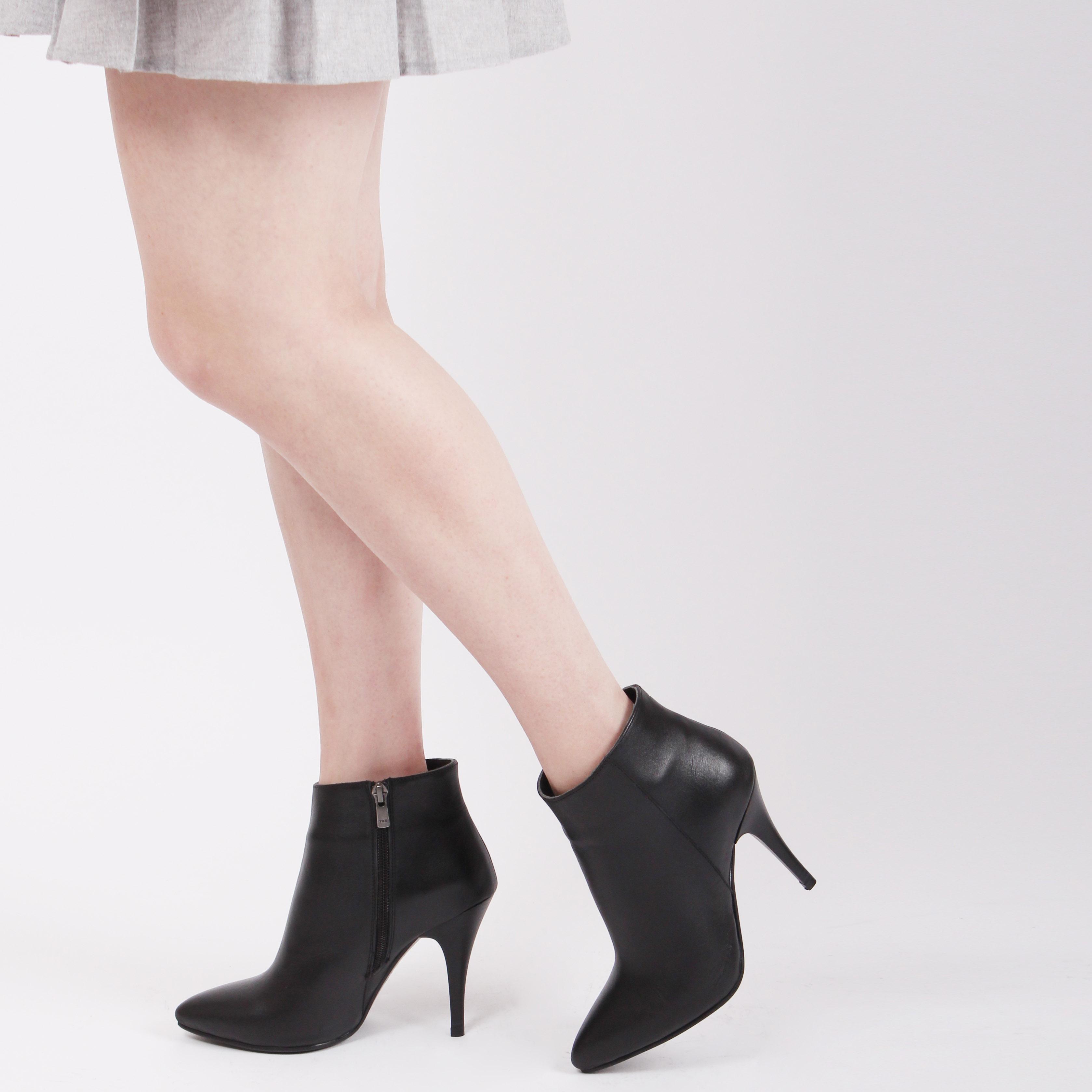 

Женские зимние сапоги Черные ботинки из натуральной кожи на тонком высоком каблуке Стильные зимние ботинки на молнии 2022 года