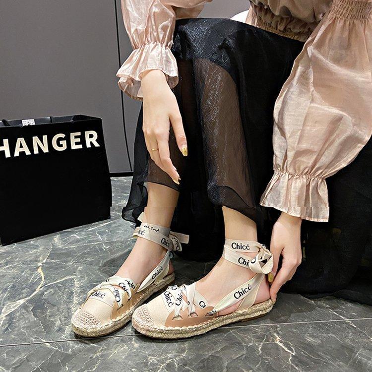2024 Roman Sandals Women's Straw Woven Thick Heel Thick Sole Bag Head Color Matching Single Shoes Summer New Flat Shoes Straps Outer Wear