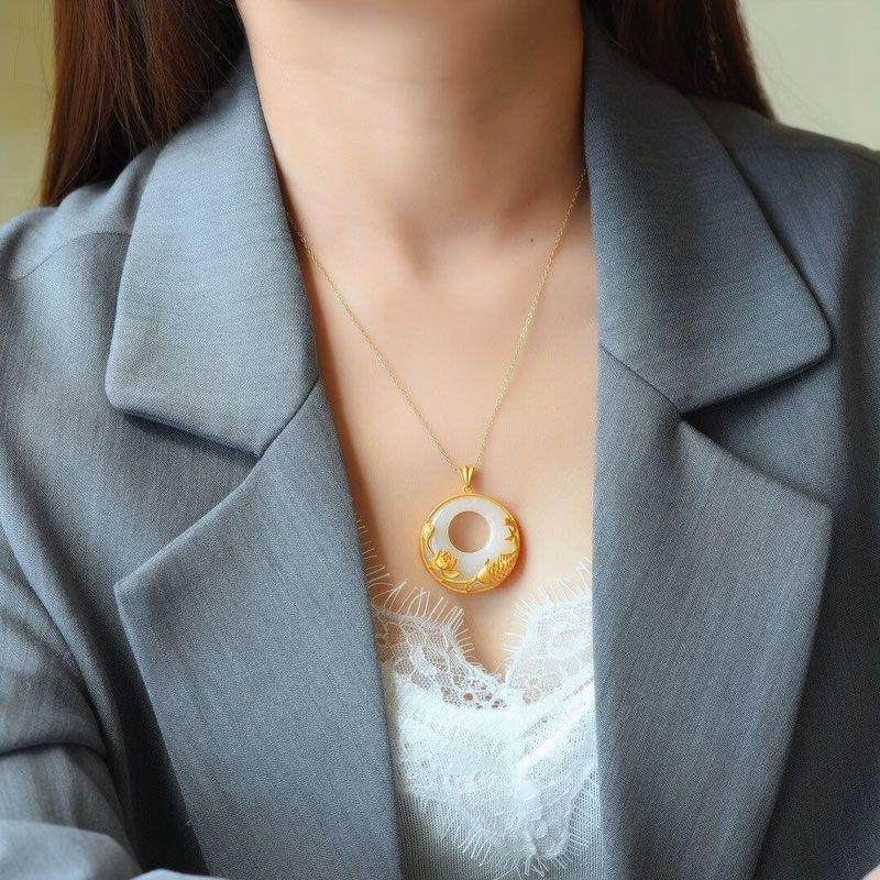 Xiaohongshu Luxury Koi Lotus Pendant Necklace for Women - Elegant Peace Buckle Clavicle Chain