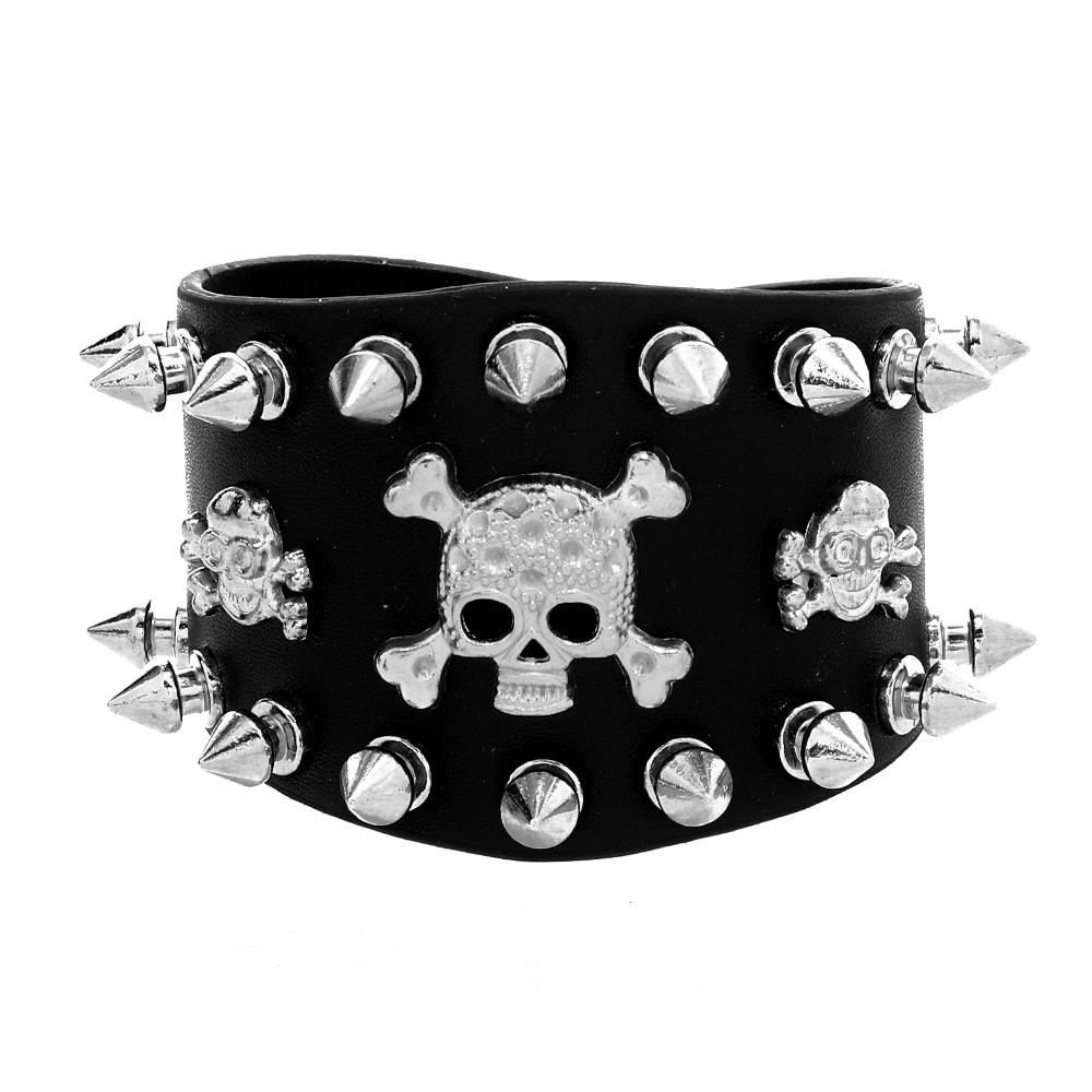 Skull Rock Punk Claw Bracelet Decor With Alloy Construction And Rivet Design