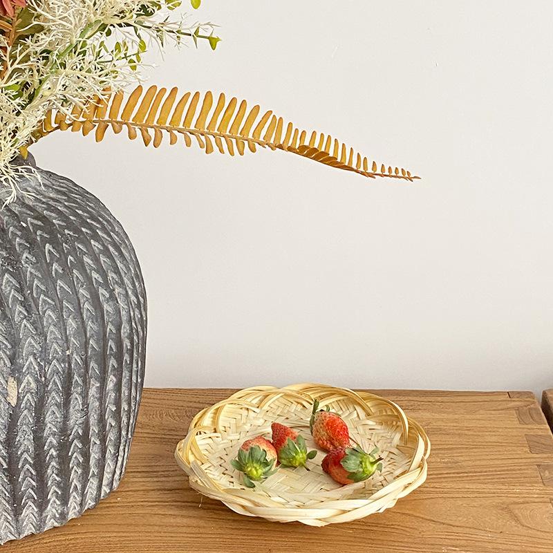 2024 New Dessert Plate Handmade Bamboo Woven Restaurant Fruit Sushi Breakfast Snacks Bamboo Basket Crafts