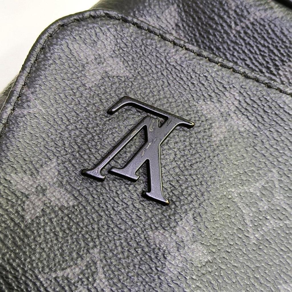 [Pre-Owned] District Mm Monogram Canvas Leather Commuter Briefcase Laptop Bag - Very Good #OMBN2A