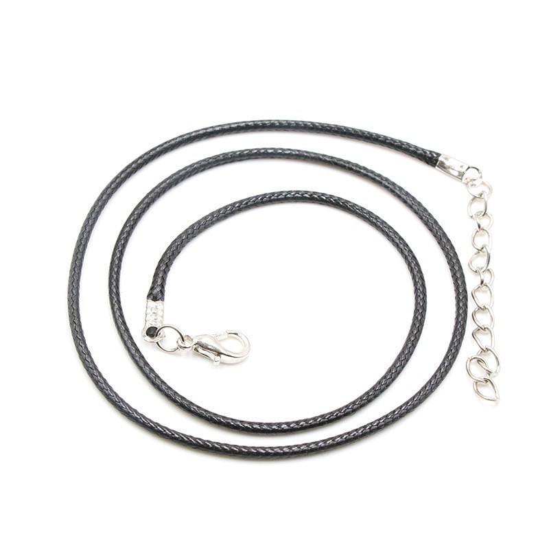 

Ожерелье с подвеской из розового кристалла в виде проволоки