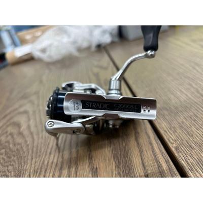 Used SHIMANO 19 STRADIC C2000S Spinning Reel SHIMANO STRADIC