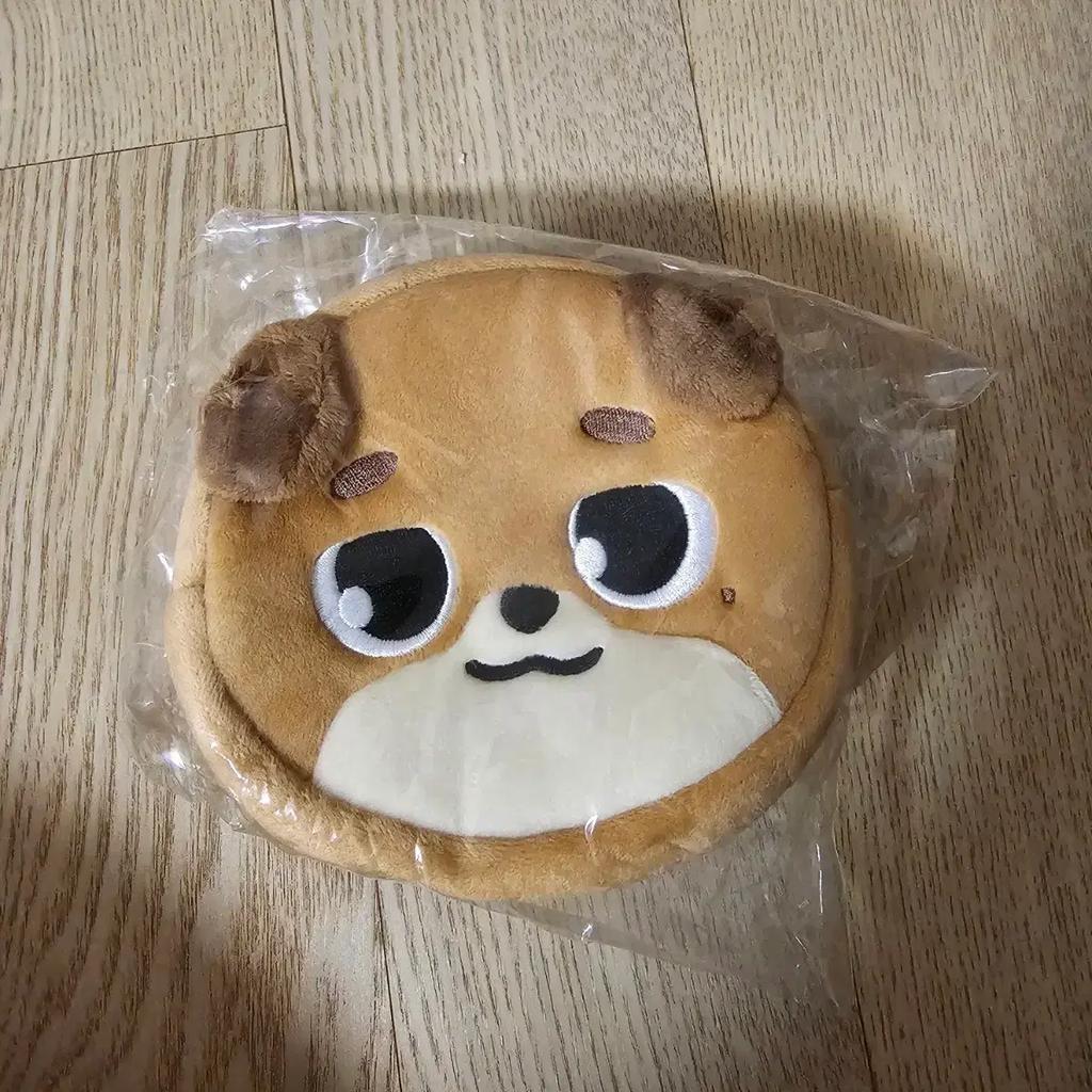DAY6 Japan MD Helped with New Pouch Product