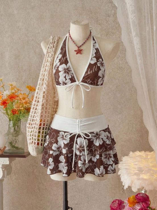 Elegant Floral Color Block Swimsuit Women Triangle Halter High-Waist Bikini Set Cover Up Skirt 2026 New Micro Bikini Three-Piece Asian S кофейный