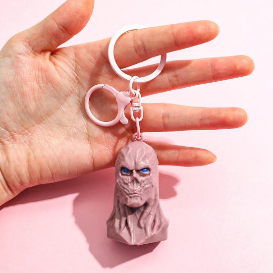 Nyckelring Hänge Tecknad Docka Design PVC Metall Nyckelring Flickvän Vän Födelsedagspresent Hänge Dekoration