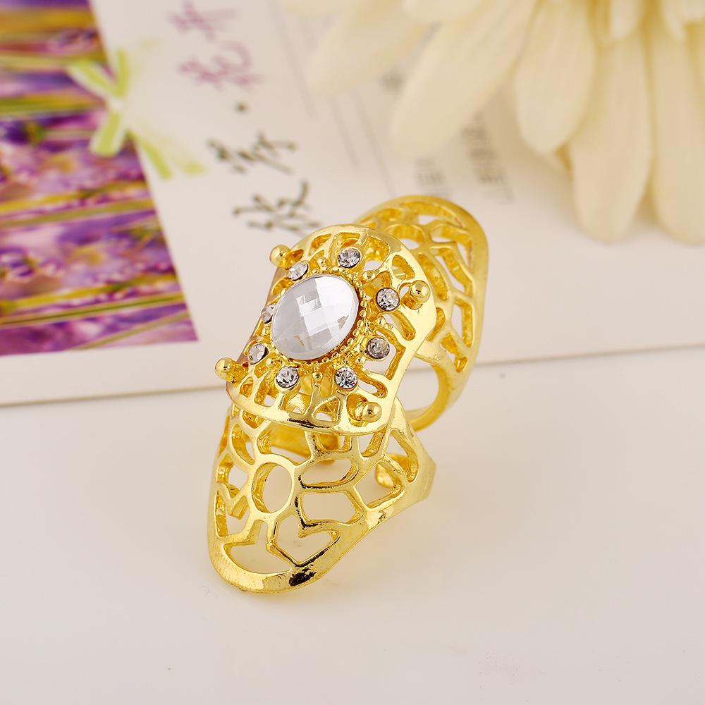 

Модное женское кольцо, европейское и американское, изысканное, преувеличенное, металлическая текстура, полое бриллиантовое кольцо золотой