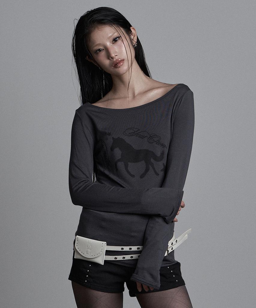 Aejeuyua Horse Boat Neck Long Sleeve Charcoal