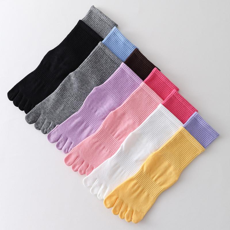 Five-finger Yoga Socks Breathable Cotton Five Toes Pilates Socks Silicone Non-slip Professional Indoor Workout Gym Sports Socks