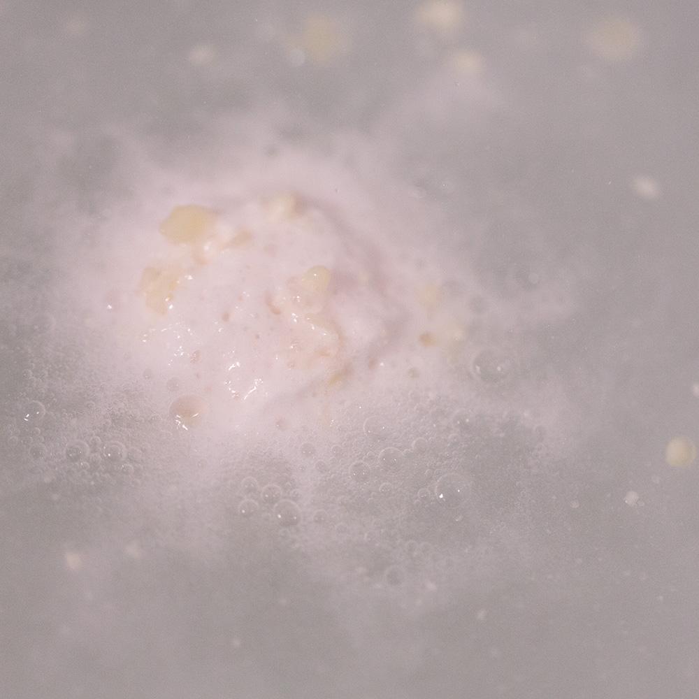 [Lush] Butterball 95g - Bath Bomb / Bath Melt