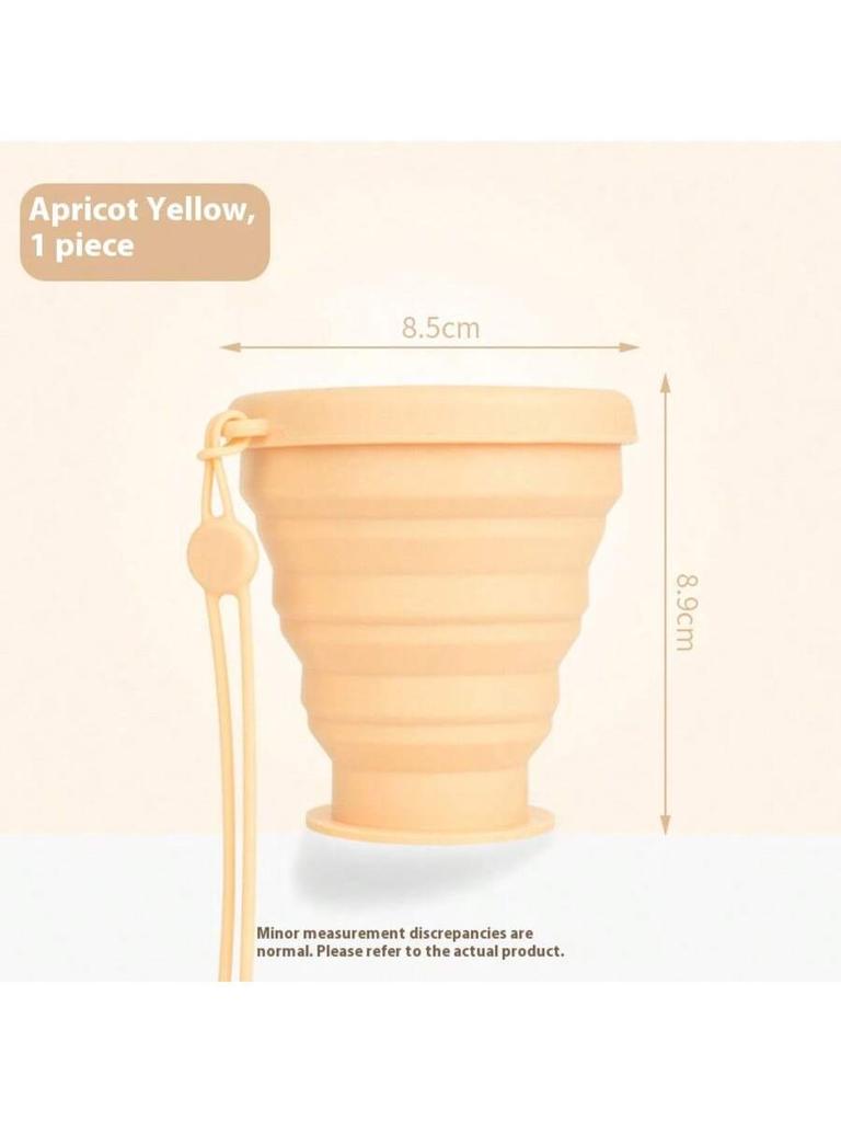 Silicone foldable travel water cup, press-to-collapse design, convenient for outdoor use and easy to carry and store.
