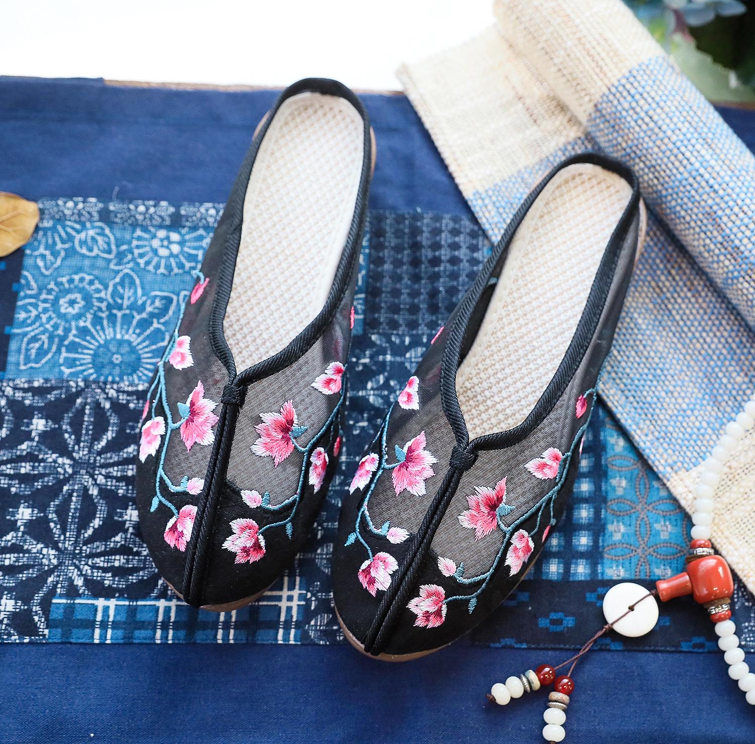 

Женские летние модные сетчатые сандалии и тапочки с вышивкой Size 41