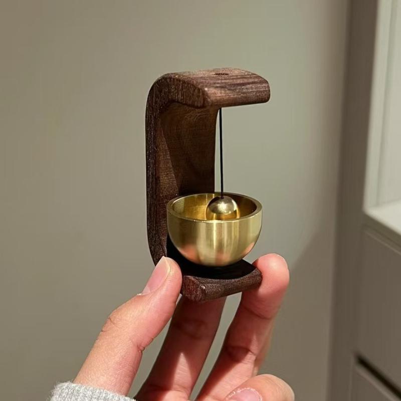 Magnetic Wood Doorbell Chime Hanging Wooden Wind Chimes Copper Bell Walnut Doorbells Vintage Door Bell Home Decorations