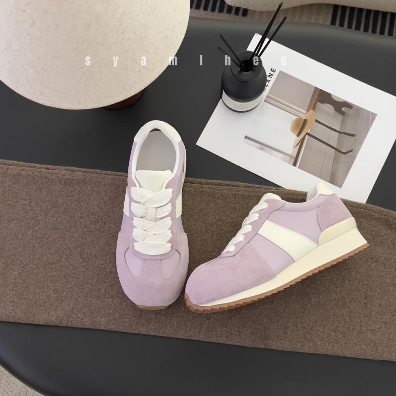 High-end soft-soled casual women's spring new flat-bottomed versatile lightweight sports board shoes tide