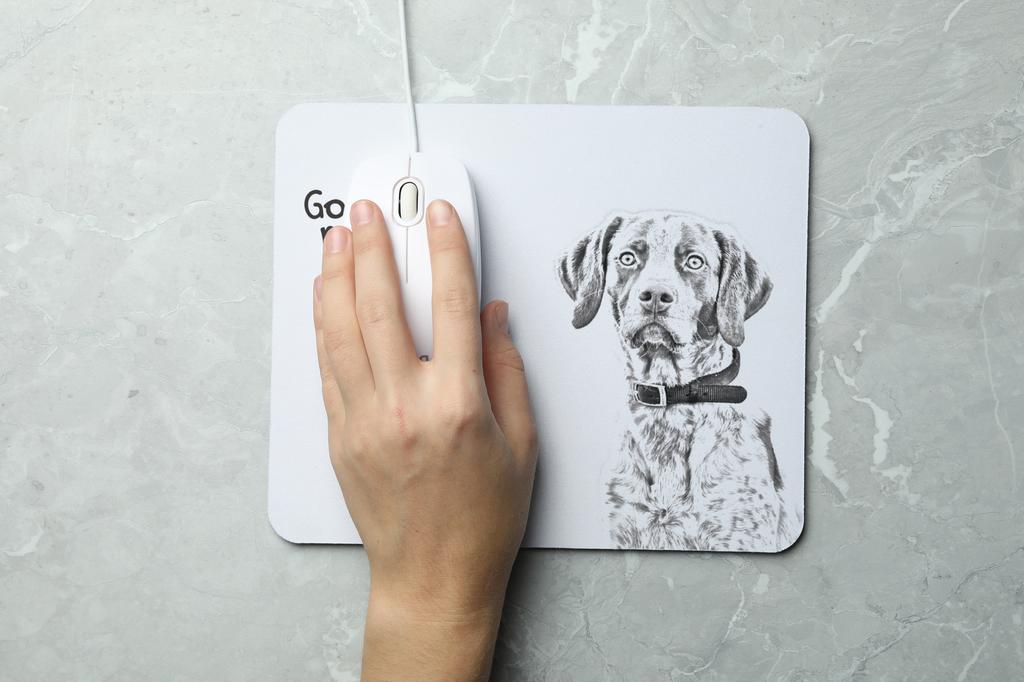 English Pointer II - baskılı mouse pad, kişiselleştirilmiş köpek temalı mouse pad, Art-Dog markasından bir ofis çalışanı için benzersiz bir gadget