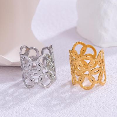 Anillo Europeo Sencillo Hueco de Acero de Titanio para Mujer - No se decolora, Lujo Ligero, Anillo para Dedo de Acero Inoxidable