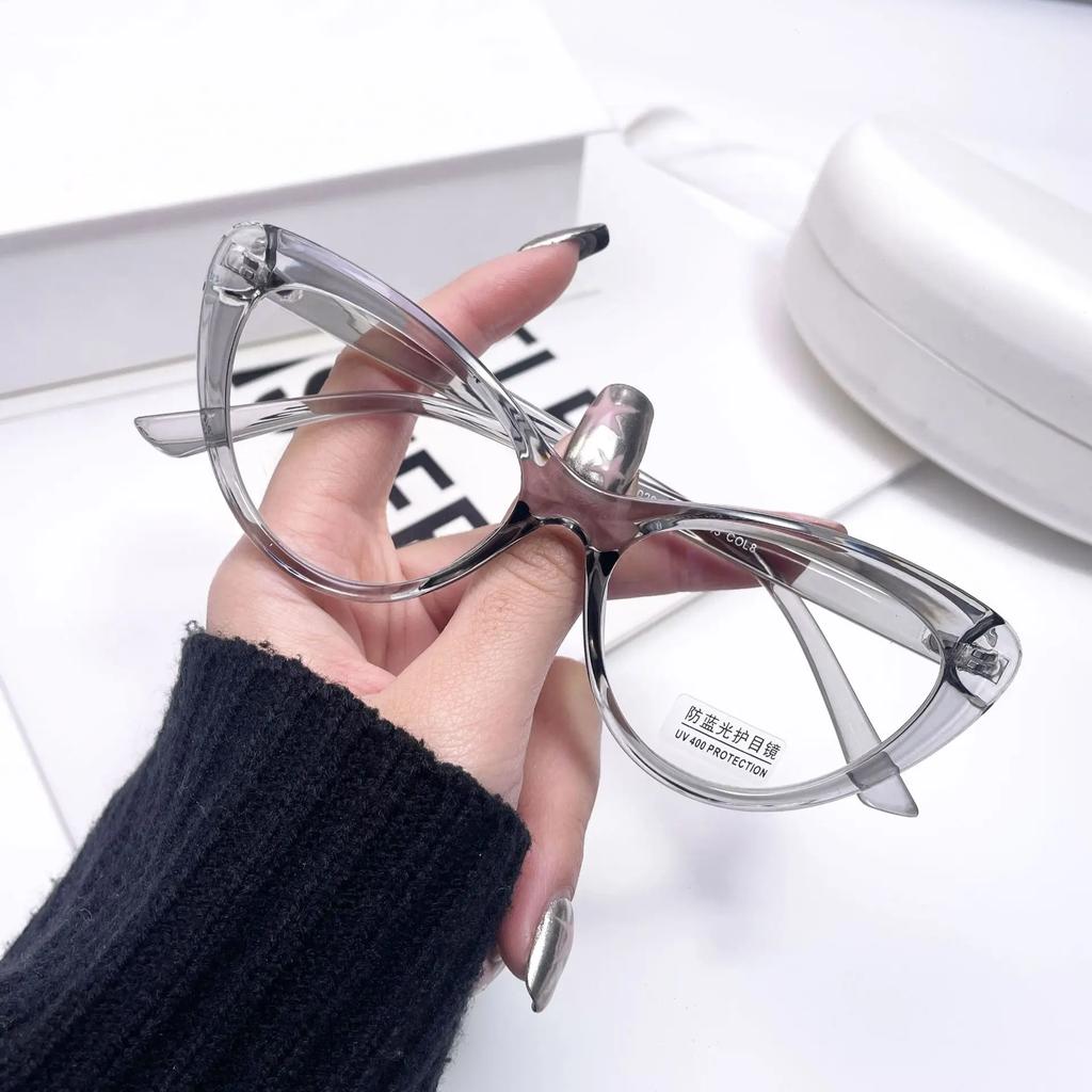 Fashion Cat Eye Flat Eyeglasses for Women Blue Blocking Light Retro Transparent Glasses High Quality Optical Frame Computer Goggles